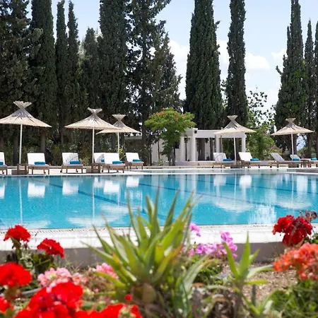 & Hotel 4*
