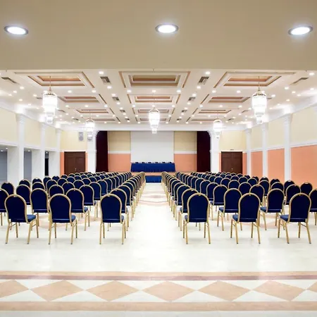 & Ξενοδοχείο 4*