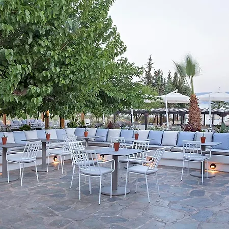 Zeus Hotel 5*