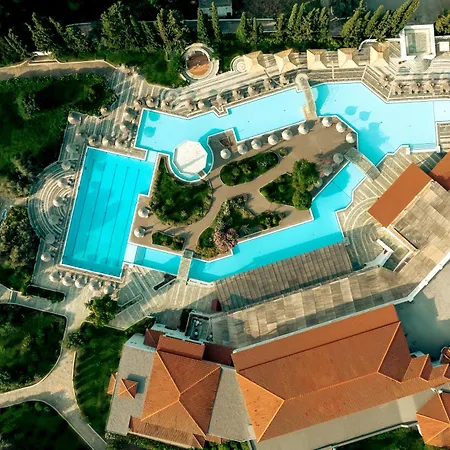 Zeus Hotel 5*